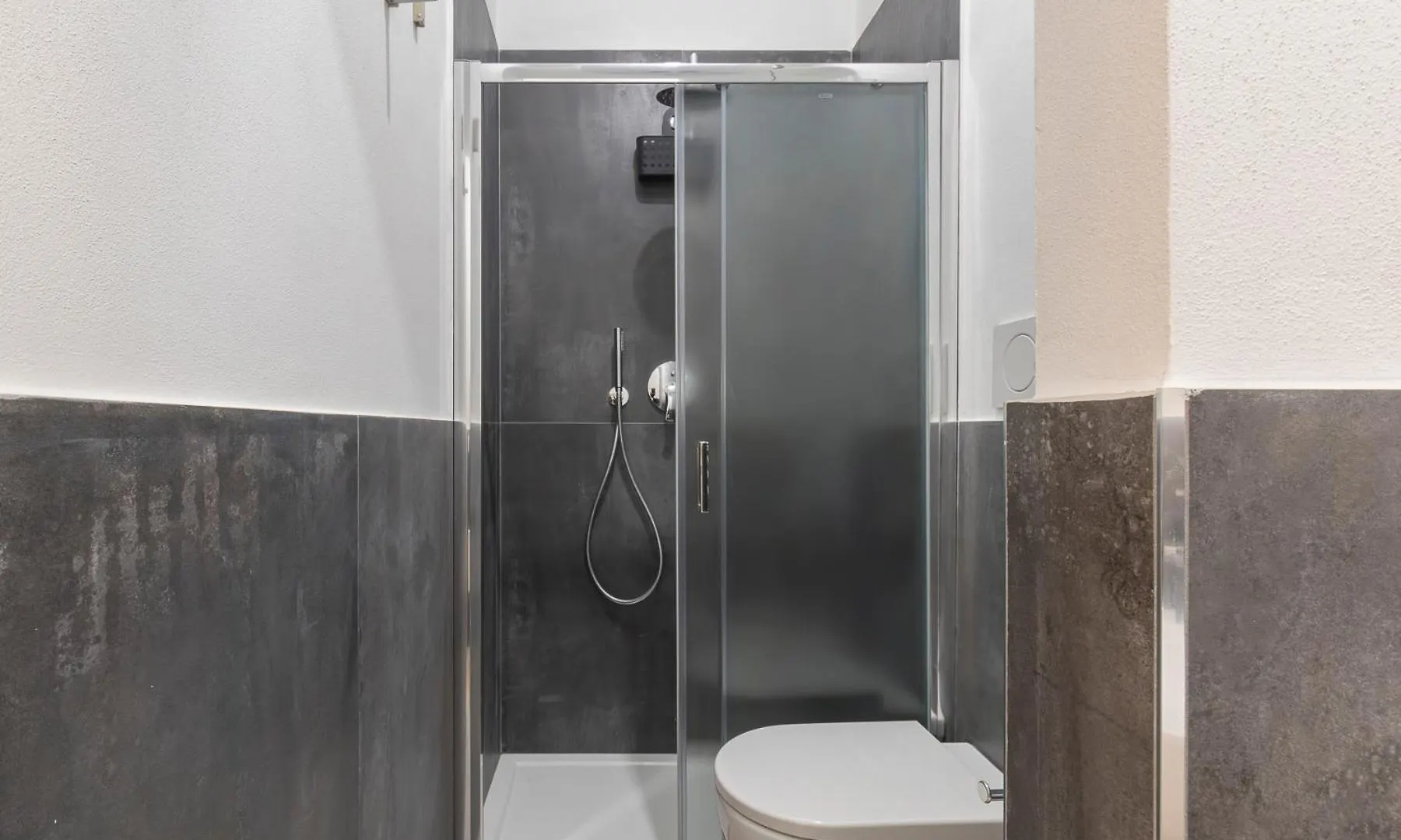 Bocconi-Duomo Wifi Apartment Milan