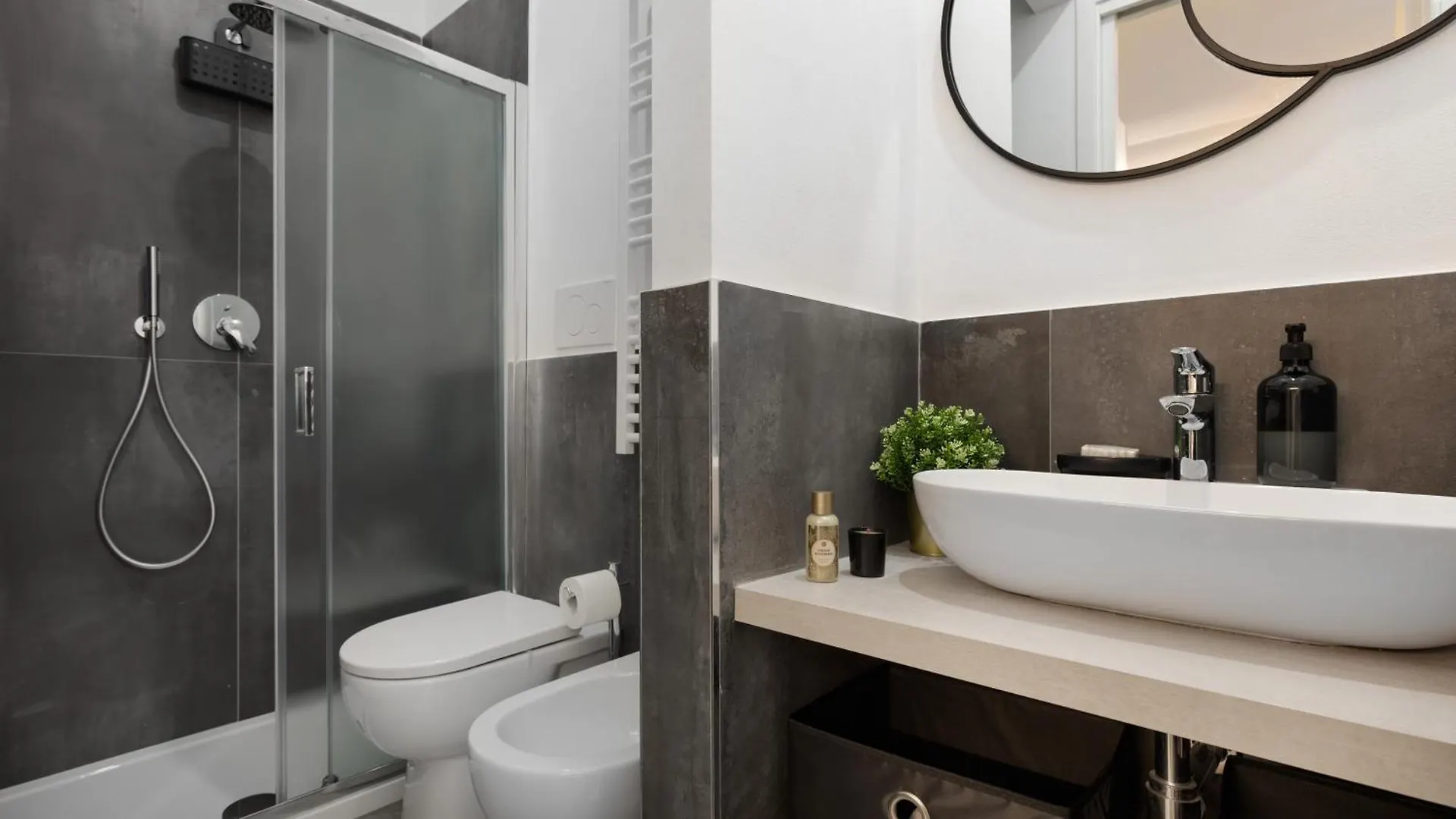 Bocconi-Duomo Wifi Apartment Milan